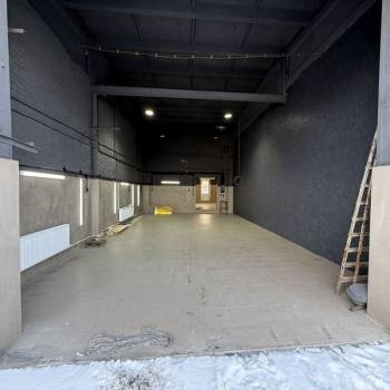 Сдается Нежилое помещение, 90 м²