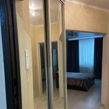 Сдается 1-комнатная квартира, 38 м²