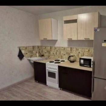 Сдается 1-комнатная квартира, 37 м²