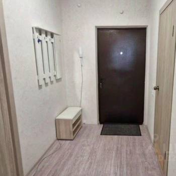 Сдается 1-комнатная квартира, 37 м²