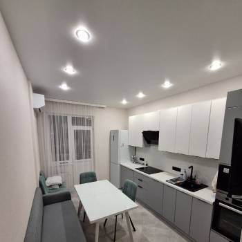 Сдается 1-комнатная квартира, 42 м²
