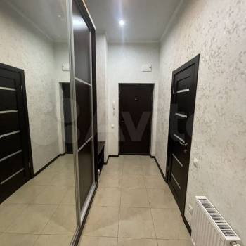 Сдается 1-комнатная квартира, 50 м²