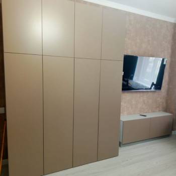 Сдается 1-комнатная квартира, 42 м²