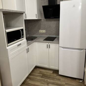 Продается 1-комнатная квартира, 32 м²