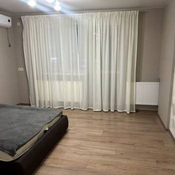 Продается 1-комнатная квартира, 32 м²