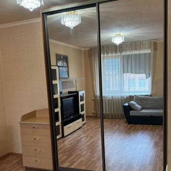 Сдается 1-комнатная квартира, 39 м²