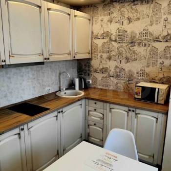 Сдается 1-комнатная квартира, 43 м²