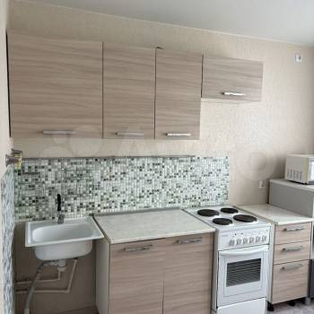 Сдается 1-комнатная квартира, 39 м²