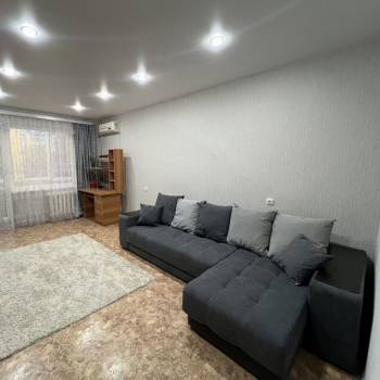 Сдается 1-комнатная квартира, 45 м²