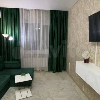 Сдается 1-комнатная квартира, 42 м²