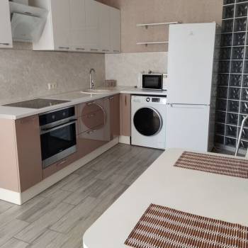 Сдается 1-комнатная квартира, 41 м²