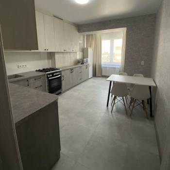Сдается 1-комнатная квартира, 48 м²