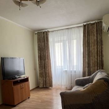 Сдается 2-х комнатная квартира, 42 м²