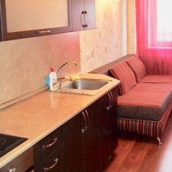 Сдается 1-комнатная квартира, 42 м²