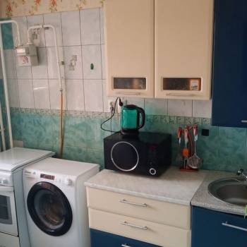 Продается 1-комнатная квартира, 37 м²