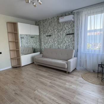 Сдается 1-комнатная квартира, 39 м²