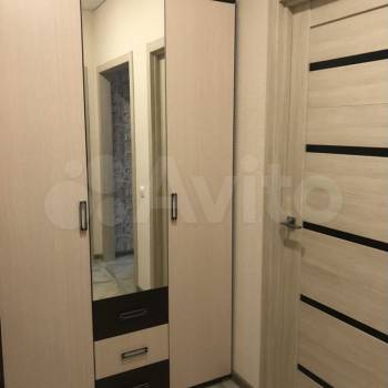 Сдается 1-комнатная квартира, 42 м²