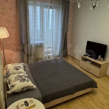 Сдается 1-комнатная квартира, 47 м²