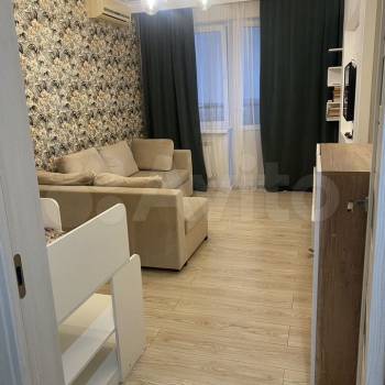 Сдается 1-комнатная квартира, 38 м²