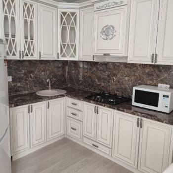 Сдается 1-комнатная квартира, 42 м²