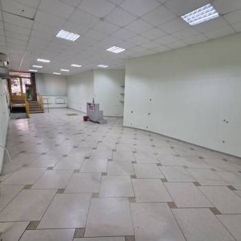 Сдается Нежилое помещение, 166,9 м²