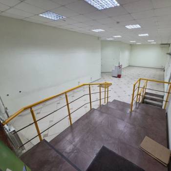 Сдается Нежилое помещение, 166,9 м²
