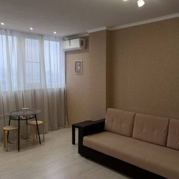 Продается 1-комнатная квартира, 37,1 м²