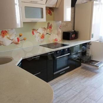 Сдается 2-х комнатная квартира, 60 м²