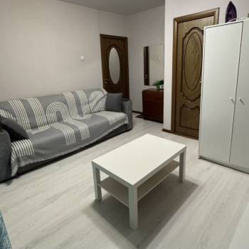 Продается 1-комнатная квартира, 36 м²