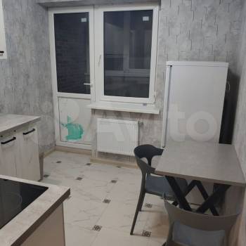 Сдается 1-комнатная квартира, 42 м²