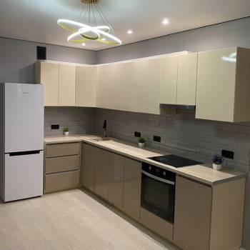 Продается 1-комнатная квартира, 53,5 м²