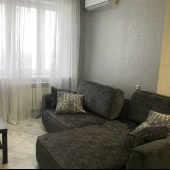 Продается 1-комнатная квартира, 41,1 м²