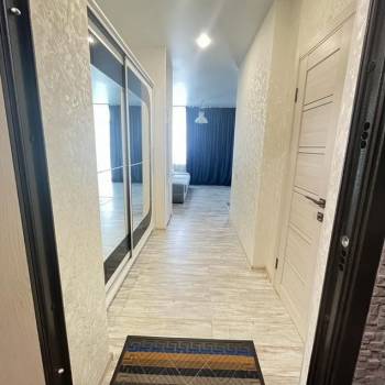 Продается 1-комнатная квартира, 28,4 м²