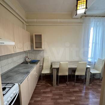 Сдается 1-комнатная квартира, 35 м²