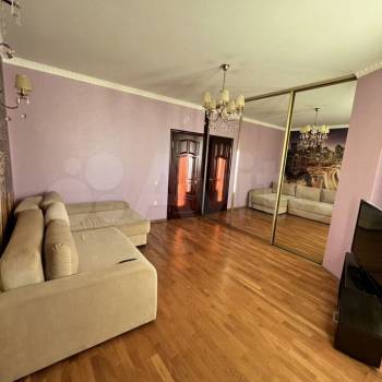 Сдается 1-комнатная квартира, 43 м²