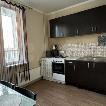 Сдается 1-комнатная квартира, 32 м²