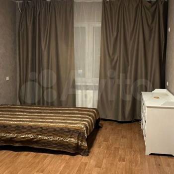 Сдается 1-комнатная квартира, 41 м²
