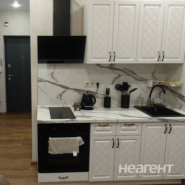 Сдам квартиру-студию, ЗЖМ, ул. Зорге