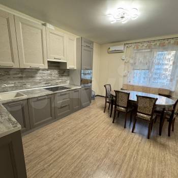 Сдается 2-х комнатная квартира, 67 м²