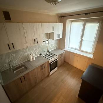 Продается 1-комнатная квартира, 32 м²