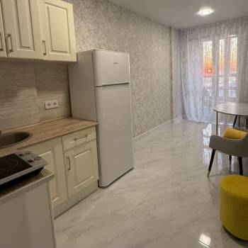 Сдается 1-комнатная квартира, 45 м²