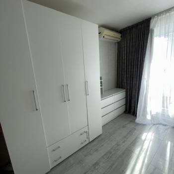 Продается 1-комнатная квартира, 41,9 м²