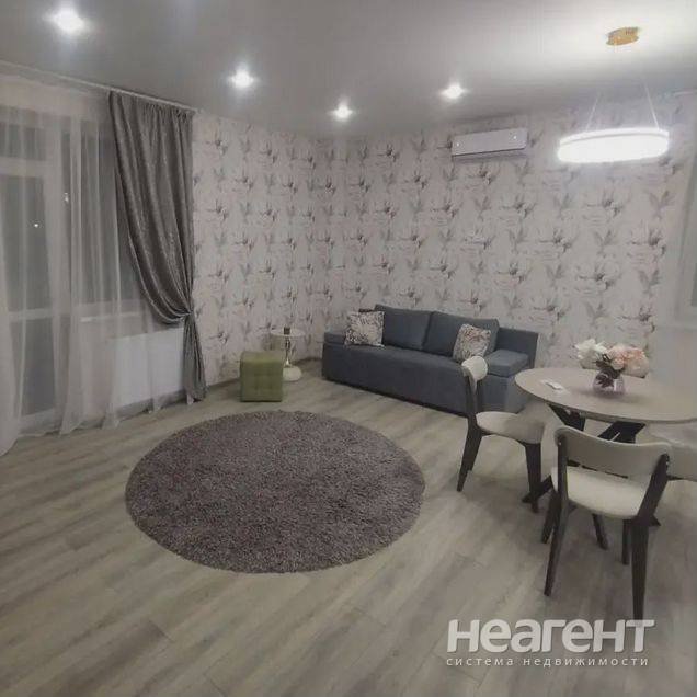 Продаю 2-х к квартиру, Железнодорожный, пер Зеркальный