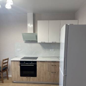 Сдается 1-комнатная квартира, 50 м²