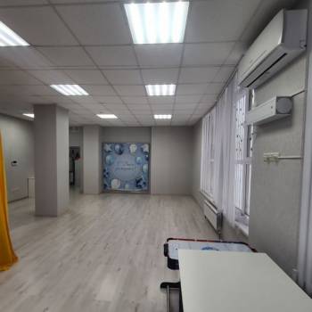 Сдается Нежилое помещение, 89 м²