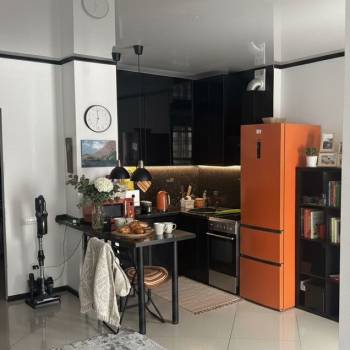 Продается 1-комнатная квартира, 40 м²