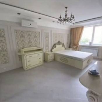 Продается 1-комнатная квартира, 56 м²