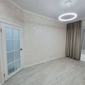Продается 1-комнатная квартира, 36 м²
