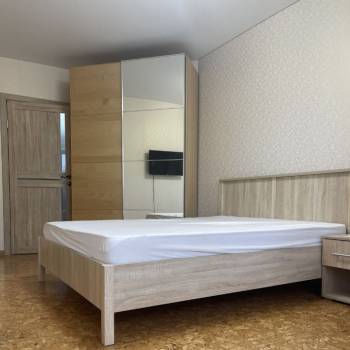 Сдается 1-комнатная квартира, 42 м²