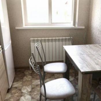 Сдается 1-комнатная квартира, 42 м²